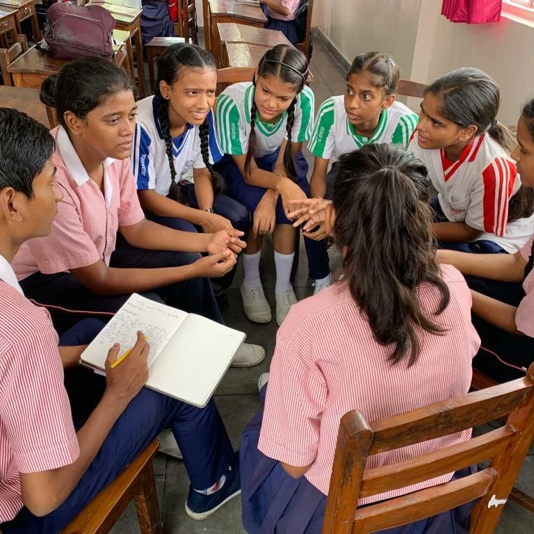 shef_org's tweet image. Equality begins at home!

Here's a glimpse of our #PrernaGirlsSchool's #EnglishAccessProgram, showcasing #Genderequality in #domesticwork through poster presentation,critical dialogues, group discussions, script writing and drama.

@monafoundation  

 #girlseducation #USEmbassy