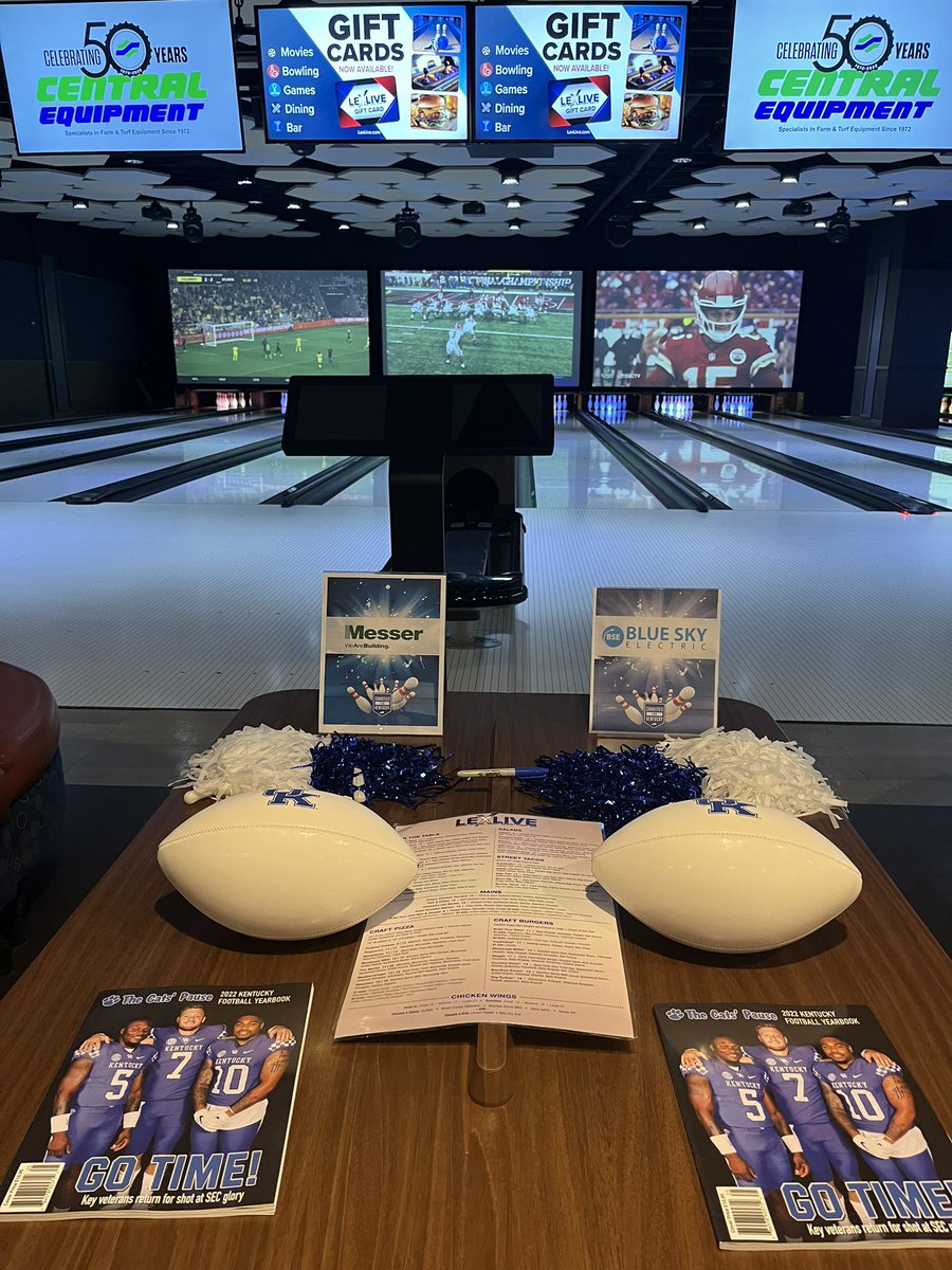 CharitiesForKY's tweet photo. What a great night raising $ for amazing charities! Thanks to all the supporters, local businesses,&amp; @UKFootball players for being a part of a great event. We look forward to hosting more events like this &amp; hope more people and KY businesses can support our charity &amp; the players. https://t.co/CH3vBkWhtq