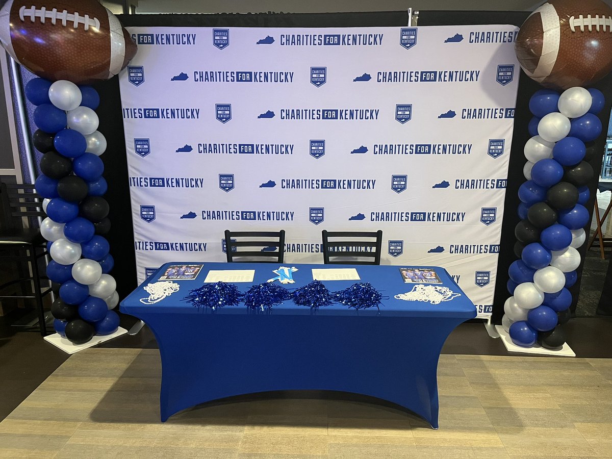 CharitiesForKY's tweet photo. What a great night raising $ for amazing charities! Thanks to all the supporters, local businesses,&amp; @UKFootball players for being a part of a great event. We look forward to hosting more events like this &amp; hope more people and KY businesses can support our charity &amp; the players. https://t.co/CH3vBkWhtq