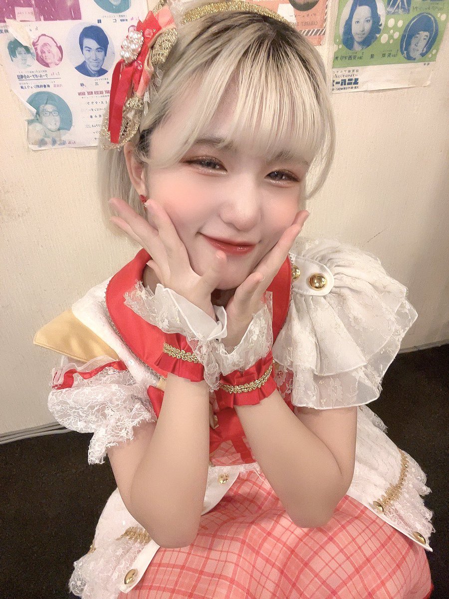 りん tweet media