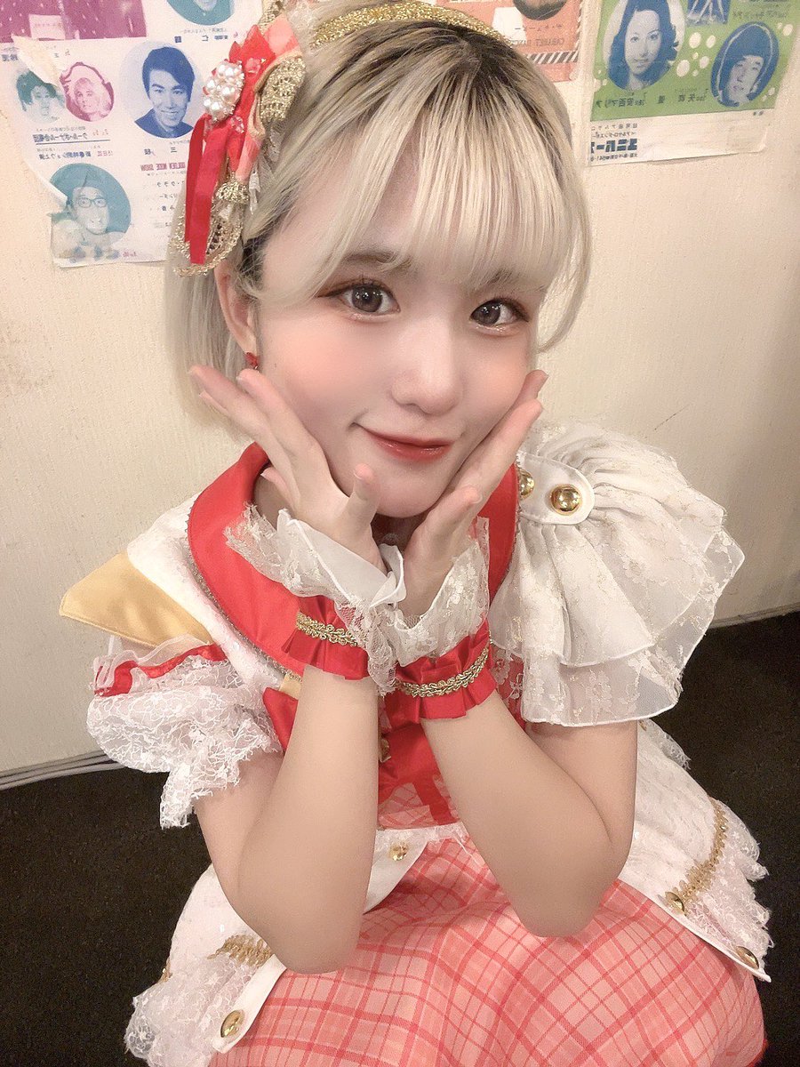 りん tweet media