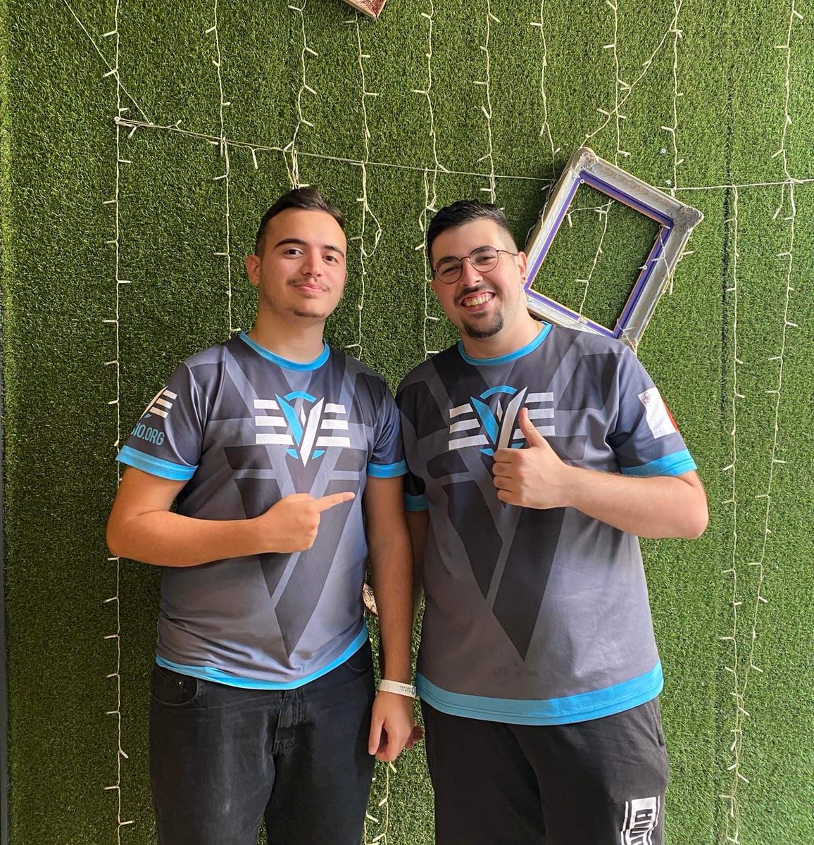project_eversio's tweet photo. Congratulations to @TheLyonidas and @Kaneo_MT for qualifying for the top 16 of COTO2022!

✅ Lyonidas 2:0 Hatake
✅ Lyonidas 2:0 Rectuman
~
❌ Kaneo 0:2 Lancer SMP
✅ Kaneo 2:0 AtaraxiA
✅ Kaneo 2:0 Aby
✅ Kaneo 2:0 Kwstaslib https://t.co/FSuzMSZZPu