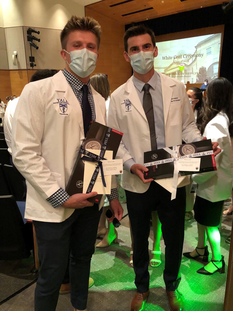 Congratulations to the Yale Physician Associate Class of 2024 on receiving their white coats!!! And thanks to the generous alumni who donated stethoscopes! 🩺🥼