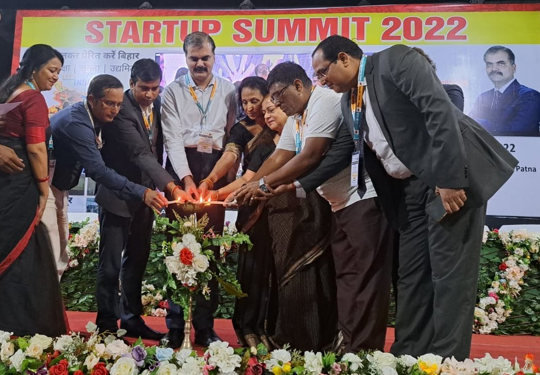 Thalassophil_AD's tweet photo. #LetsInspireBihar
#ipsVikasVaibhav
#VibrantBihar
#Startupsummit2022
#GrowingBihar
#GrowingTogetherAsASociety
Today Startup Summit was held by Team Let's Inspire Bihar in Patna... Entrepreneurship is the need of the hour & Let's Inspire Bihar is committed towards this end. https://t.co/GfsVvMxf3h