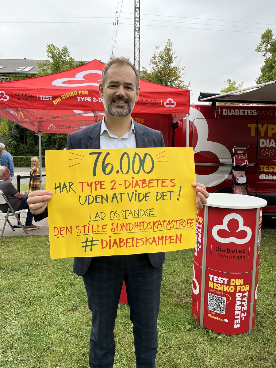 Eva Tingkær (@evatingkaer) on Twitter photo 76.000 går rundt med type-2 diabetes uden at vide det. I Aarhus er der ca 3.600 med uopdaget t2-diabetes. Derfor så vigtigt med større synlighed om en sygdom, der følges med øjen- og hjertesygdomme el amputationer. Tak til <a href="/JBundsgaard/">Jacob Bundsgaard</a> for at tage del i #diabeteskampen #dkpol 76.000 går rundt med type-2 diabetes uden at vide det. I Aarhus er der ca 3.600 med uopdaget t2-diabetes. Derfor så vigtigt med større synlighed om en sygdom, der følges med øjen- og hjertesygdomme el amputationer. Tak til <a href="/JBundsgaard/">Jacob Bundsgaard</a> for at tage del i #diabeteskampen #dkpol
