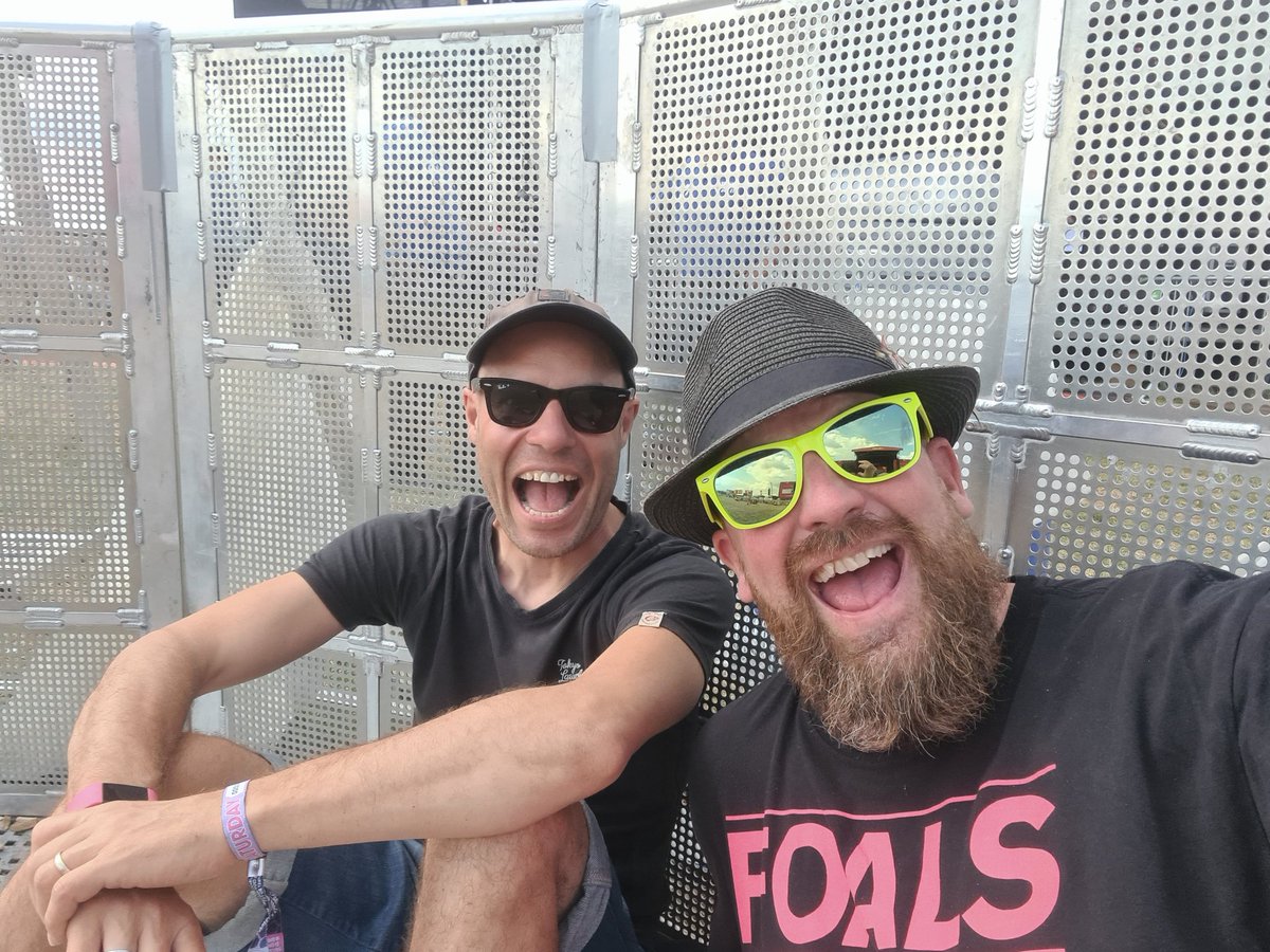 TimSimpkins's tweet image. #NoMusicOnADeadPlanet Sunglasses on! It's gonna get spicy!