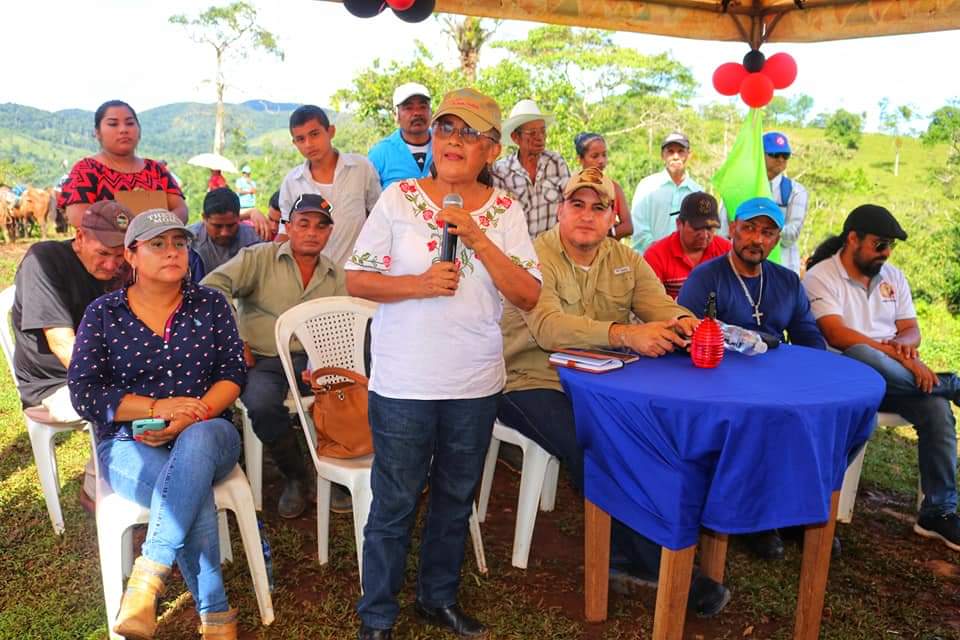 Nueva Guinea, RACCS 

Comarca Piedra Fina #1  en el Municipio de Nueva Guinea, junto a mas familiares y autoridades locales inauguran Proyecto de Energía con Panales Solares cambiando sus condiciones de vida en cada hogar 

#PatriaBenditayLibre 
#UnidosEnVictorias