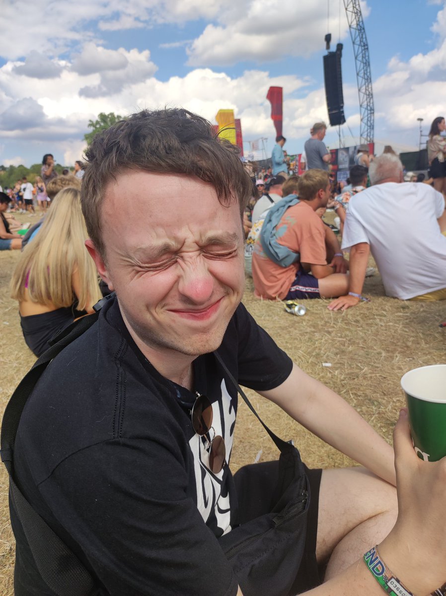Dadamsthe3rd's tweet photo. Get this handsome chap on screen
#NoMusicOnADeadPlanet 
@OfficialRandL https://t.co/bjScEXCkaz