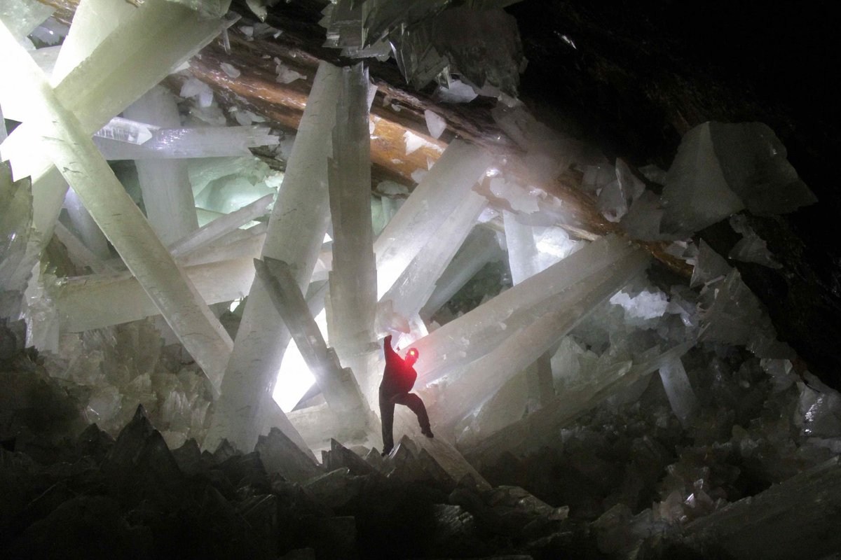 ttone9000's tweet photo. @Balatro2 These crystal caves https://t.co/F8jhkTxtD1
