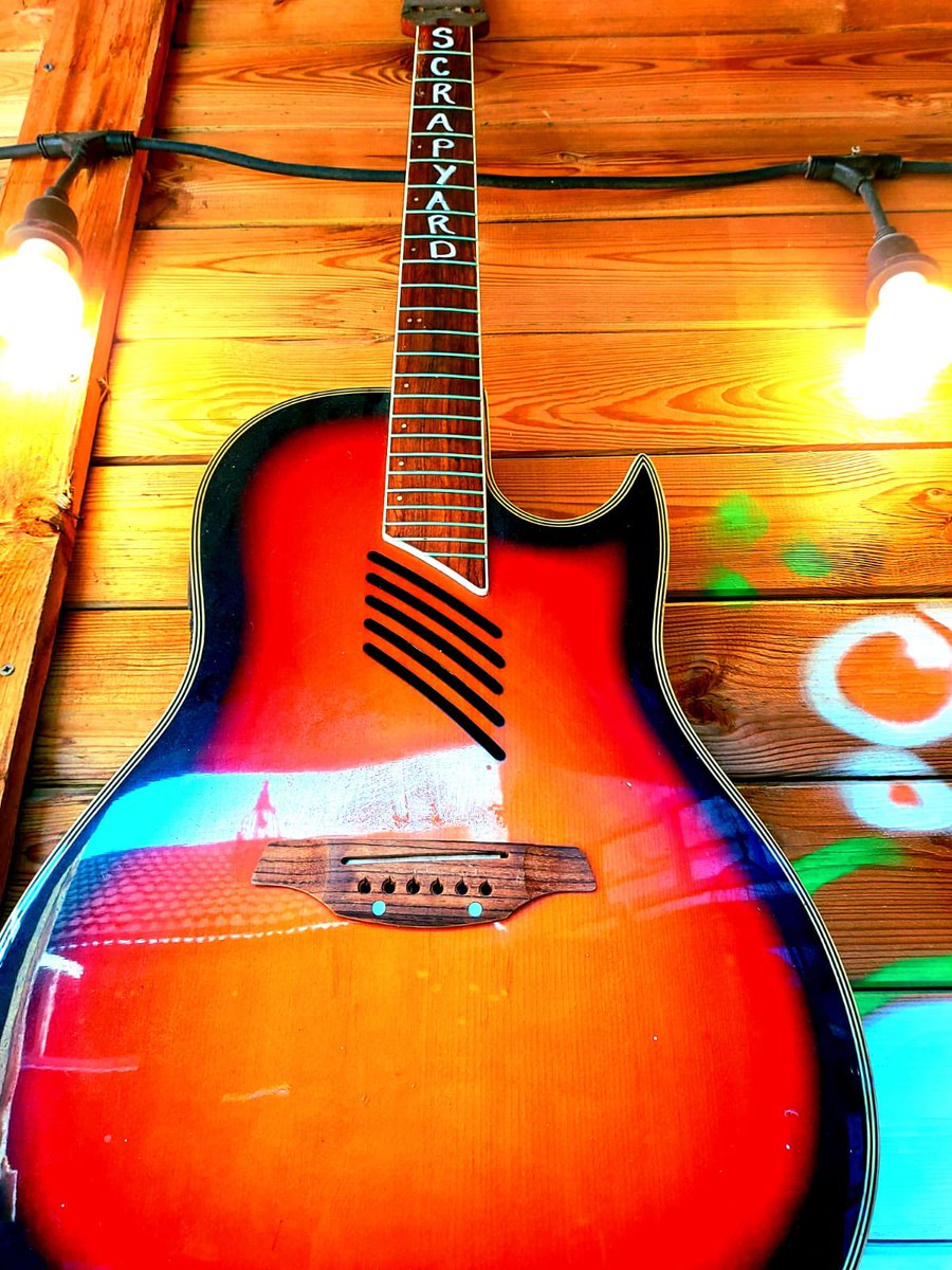 Time for some live music at the Scrapyard this evening, come join in and enjoy the beautiful sound of Mike’s Rivers from 8pm!! Entertainment and a pint, you can’t go wrong!! ❤️🎸 #scrapyardbar #livemusic #mikeyrivers