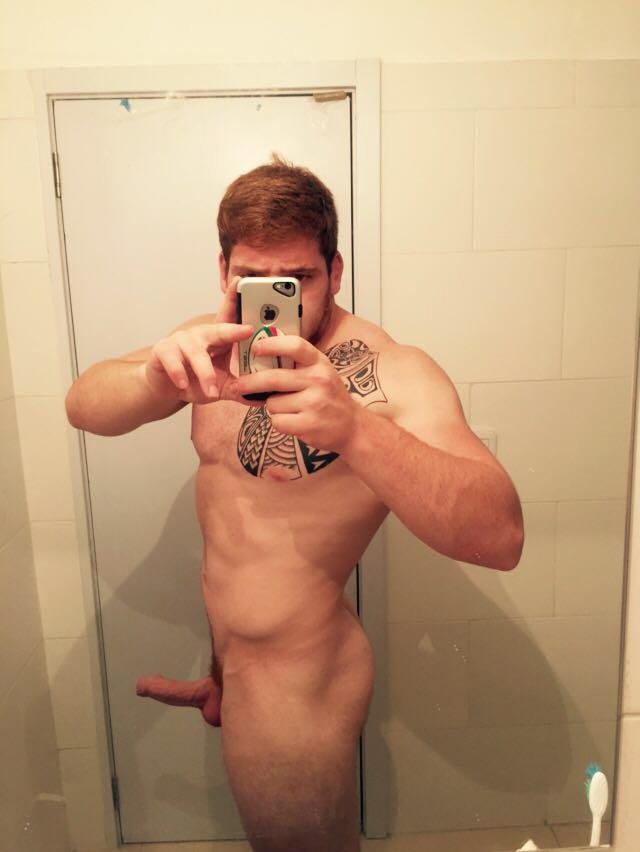 chinitohot2's tweet photo. Andrés Enrique, jugador de rugby 🏈🔥 https://t.co/Z7wgqoS82t
