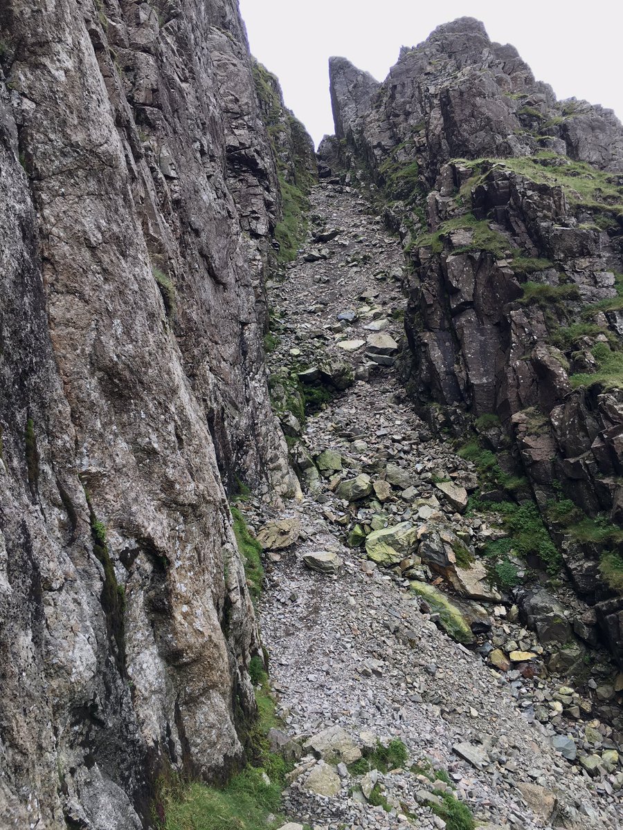 cooldivingdude's tweet photo. Up uppity up. #lordsrake https://t.co/tlxVDWQZBx