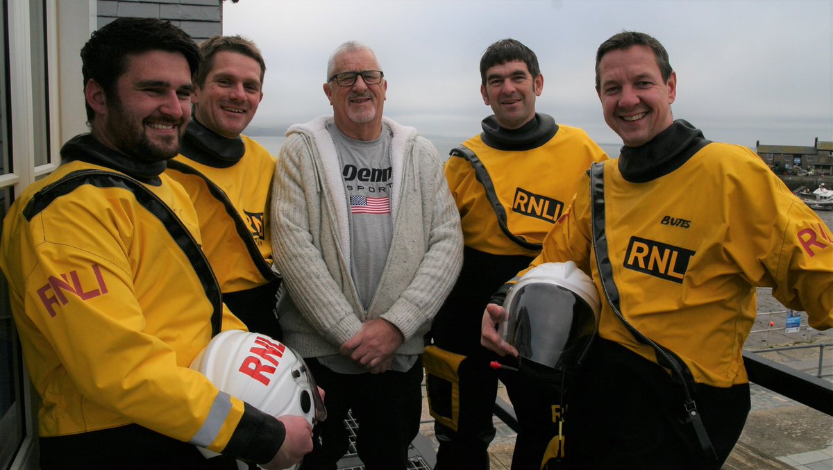 LymeRegisRNLI's tweet photo. The #LymeRegis lifeboat crew will feature in episode 3 of the new series of #SavingLivesAtSea showing 8pm Thursday 8th Sept BBC2. They rescued 2 fisherman whose boat capsized near the mouth of the river Axe, Axemouth. Photo includes fisherman Brian Harding &amp; the crew https://t.co/yDXcZH2R6b