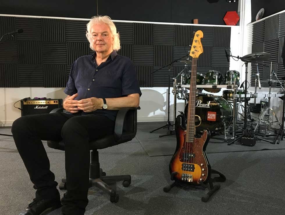 Happy Birthday to Neil Murray, 72 today 