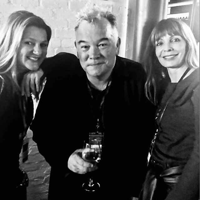 MargheRem's tweet photo. A few nights ago I have been invited by #StewartLee to the mind blowing show of the legendary John Cooper Clarke with my amazing producer @IWPEdi @INESWURTH: what a night! May Poetry and Rock&amp;Roll heal this mad mad wold. I will always praise the power of Art and Words. Amen 🙏 https://t.co/P0LB9Nn1ii