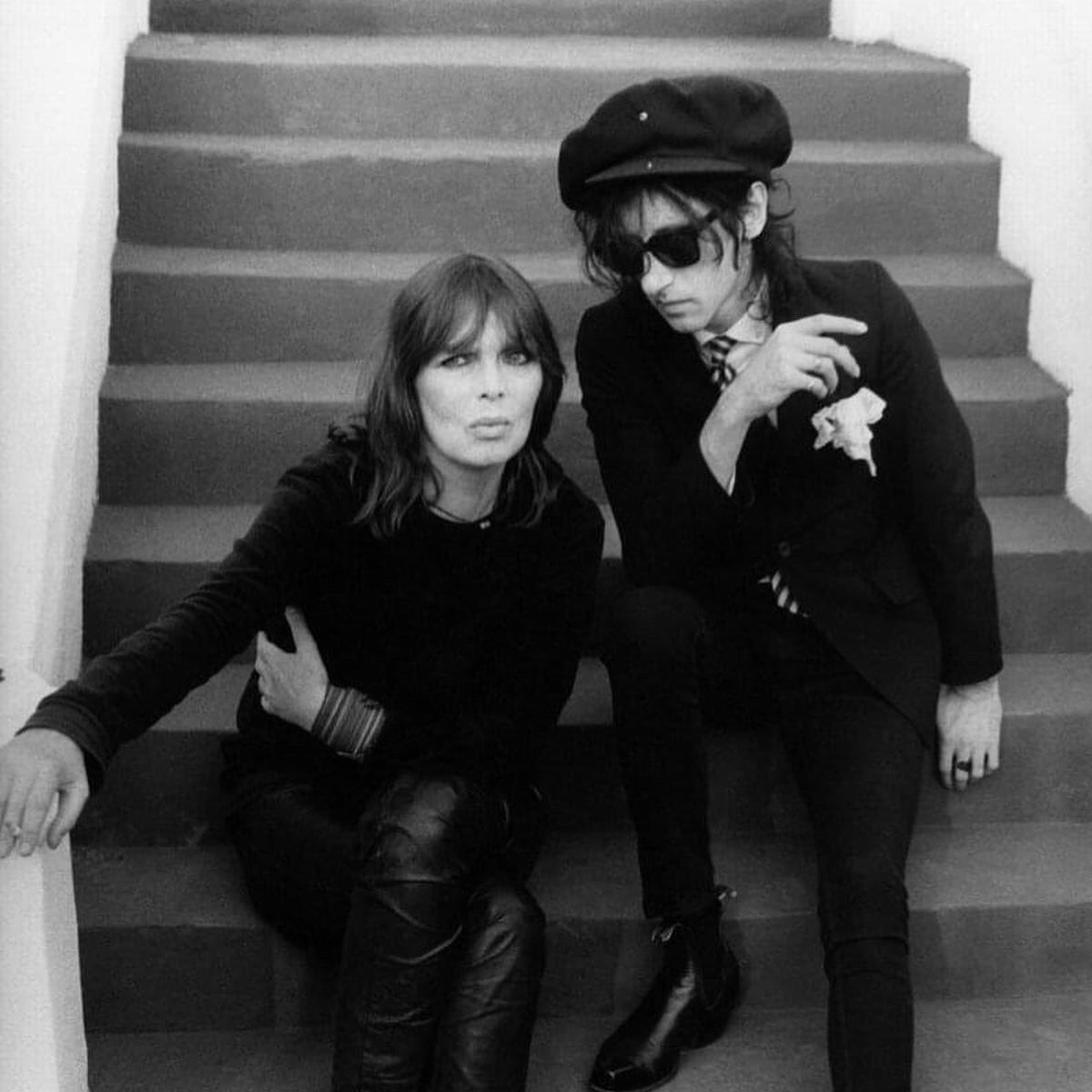MargheRem's tweet photo. A few nights ago I have been invited by #StewartLee to the mind blowing show of the legendary John Cooper Clarke with my amazing producer @IWPEdi @INESWURTH: what a night! May Poetry and Rock&amp;Roll heal this mad mad wold. I will always praise the power of Art and Words. Amen 🙏 https://t.co/P0LB9Nn1ii