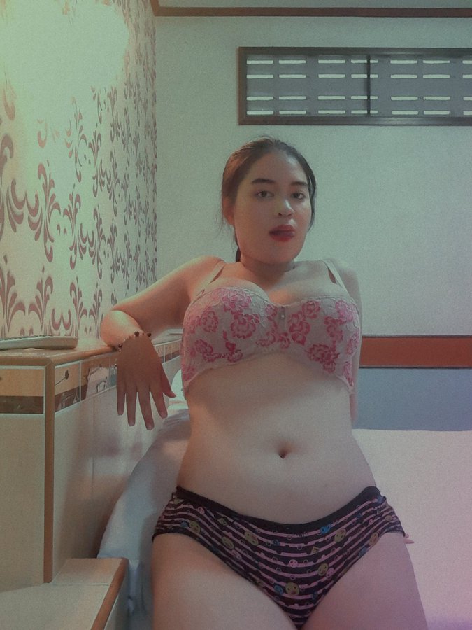 Ftrivcs's tweet photo. Sange berat 😣 https://t.co/PORYcgjJV6