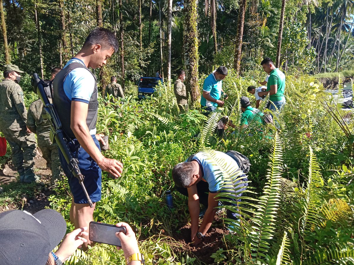 CMocppo's tweet photo. #treeplantingactivity
#plantabilliontrees
#kkdat https://t.co/T2AM0kqBIV