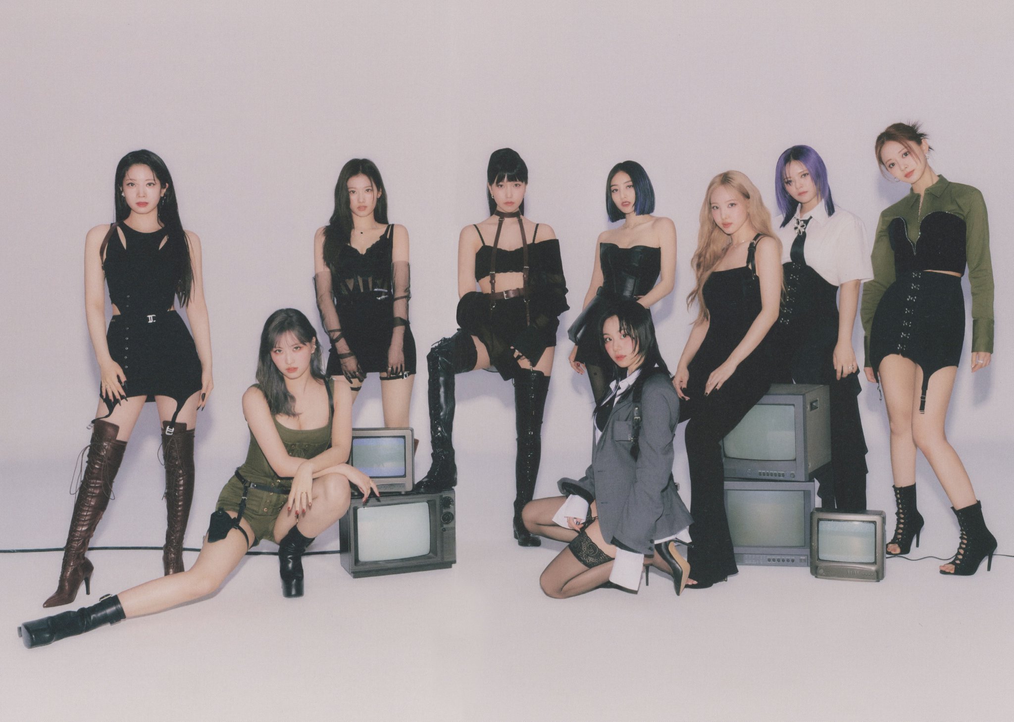 TWICE ラキドロ　BETWEEN1&2 TWICE - BETWEEN 1&2[Complete ver.] - Amazon.com Music
