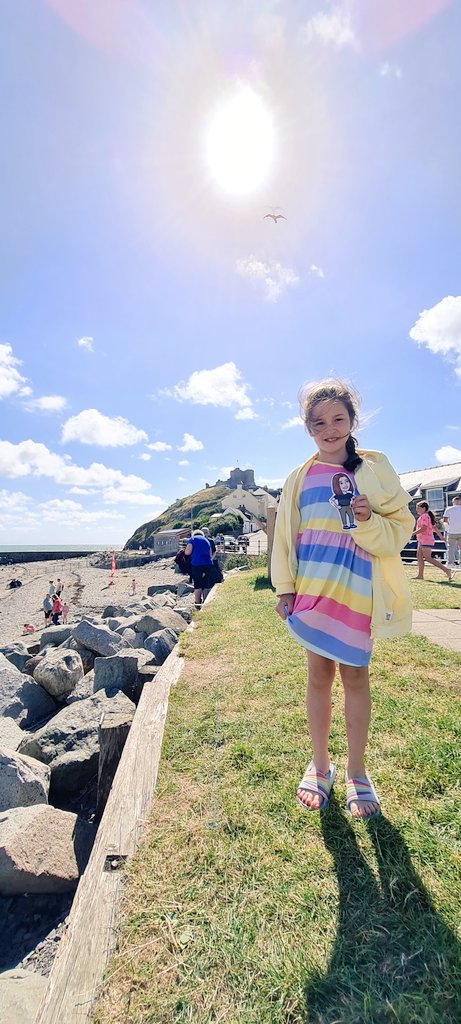 ladydignam's tweet photo. Criccieth was another beautiful place we visited @MrsWilliamsSM https://t.co/CUIYUodHZ5
