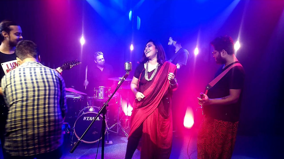 anny_becks's tweet photo. Releasing Today 
Folk Medley of #aALive 
🎼❤🤘🏻
Subscribe KMJ Music Series https://t.co/SPVF5ReVVE