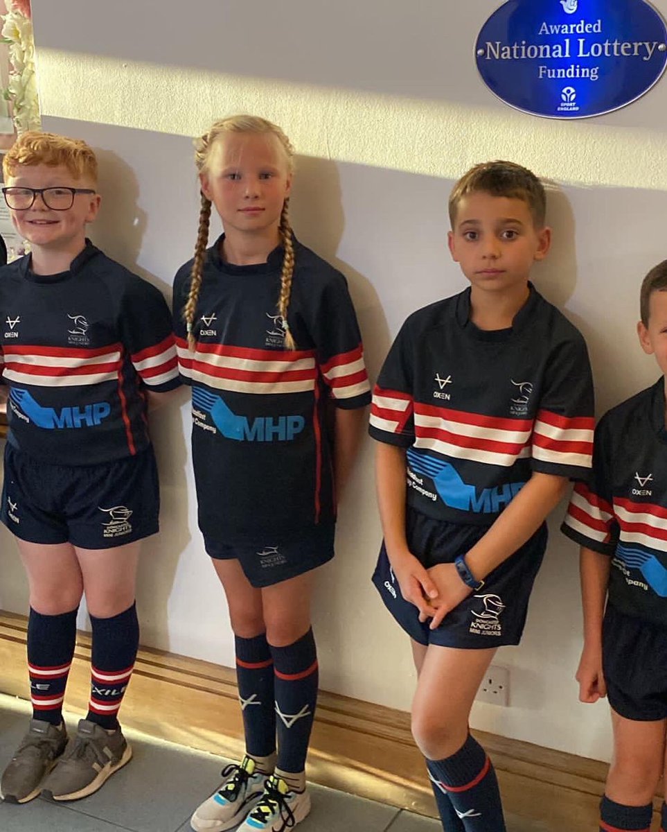 gemma_mccoll's tweet photo. #mascots #miniknights #knightsvwasps #rugby https://t.co/h0LFGalBNr