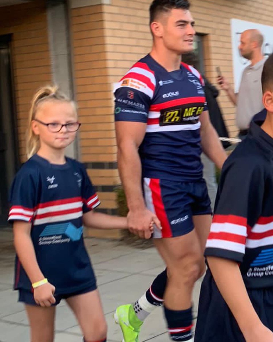 gemma_mccoll's tweet photo. #mascots #miniknights #knightsvwasps #rugby https://t.co/h0LFGalBNr