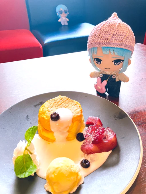 モン 