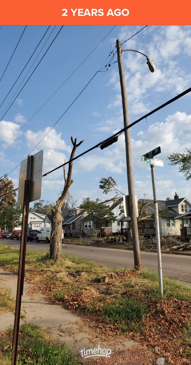 Two years ago, outside of my sister and brother inlaw's house, about a couple of weeks after the horrible derecho. In the first photo, is the C Street tree closest to the front corner. In the second photo, is the maple on 22nd. It was the most saddening sight. https://t.co/zvrhYUIAXp