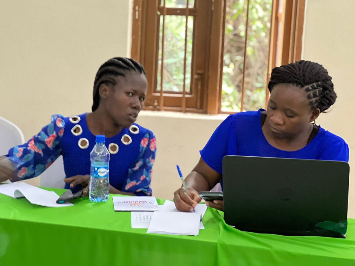 karolcheza's tweet photo. #GenderandTechKE
#DigitalSecurityKE training of female journalists...
As journalists we are communicators thus we need to report with a gender perspective....
@IawrtK
@nakitare
@josebigg
@mercymnjoroge
@CeciliaMaundu https://t.co/SbrBkuPgxQ