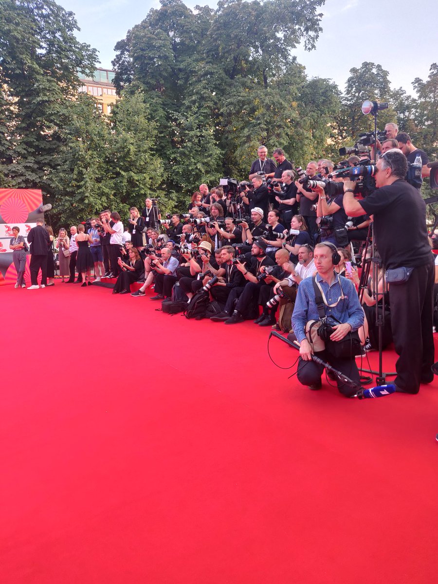 KuldipPatel's tweet photo. From the red carpet. #Powai #MIFF https://t.co/TJ6O4qohdk