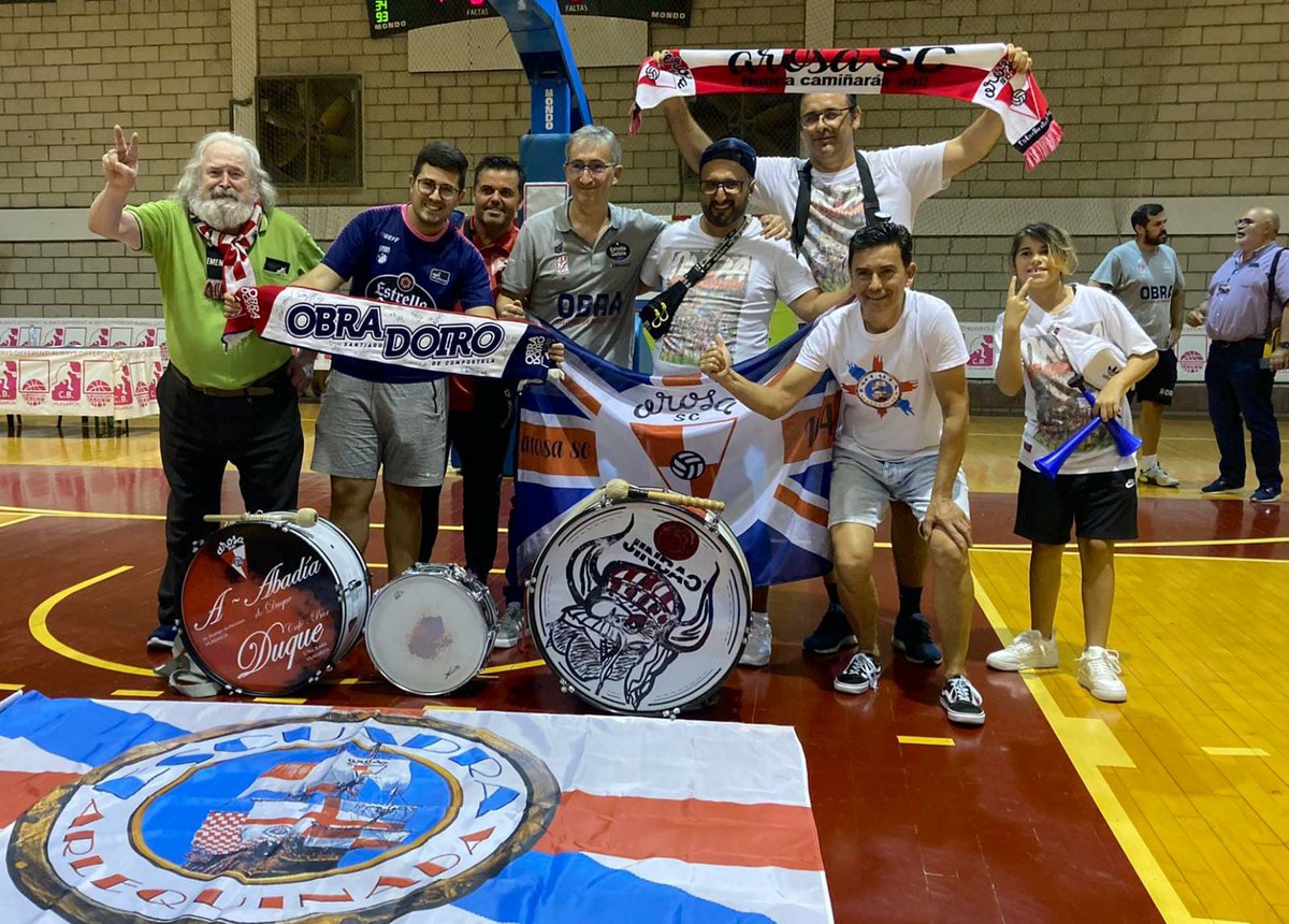 AArlequinada's tweet photo. @monchofdez gracias por ser tan amable con todos nosotros! @OBRADOIROCAB os deseamos toda la suerte para la nueva temporada, pero primero, nos vemos en dos semanas en el Encestarías!😜❤️🏀 https://t.co/Adilbt98dn