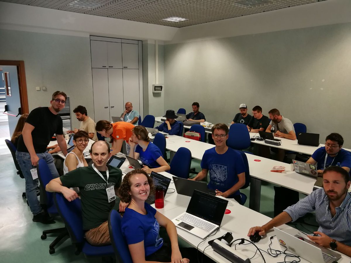 GRASSGIS's tweet image. Join the GRASS GIS community today at the #FOSS4G2022 code sprint!! 

grasswiki.osgeo.org/wiki/GRASS_GIS…