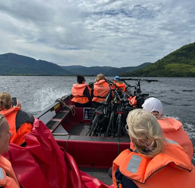 gapofdunloetour's tweet photo. There are lots of ways to explore the Gap of Dunloe, electric bikes are certainly becoming a very popular way to travel! Rental is available in Killarney town, and you can bring the bikes on our boats. https://t.co/avMrya94Wp