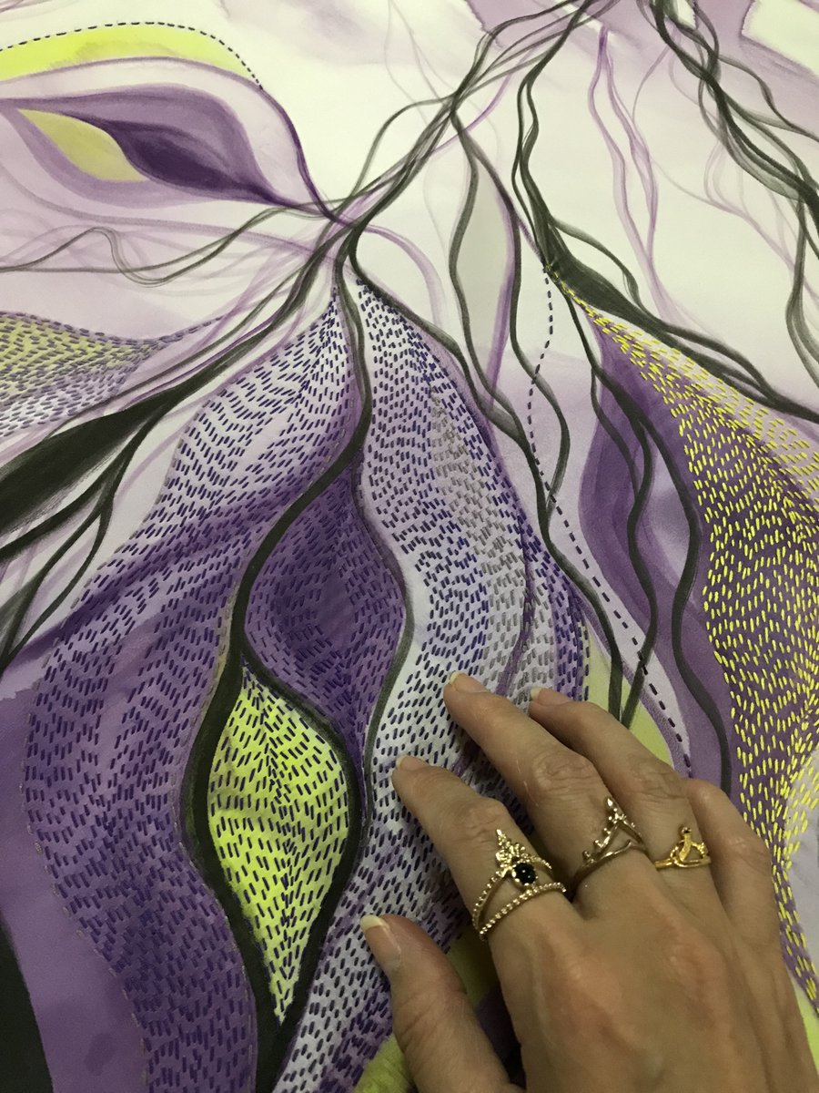 Hand Embroidery on Silk Painting 

lunanguyen.com/classes/art-cl…

#learnsilkart 
#learnsomethingnew
#creatingart
#silkpaintingclass
#silkpaintingworkshop
#artlesson #amsterdamcenter
#artinthemaking
#artclassinthenetherlands
#silkembroidery
#silkartist
#kunstdocent
#embroderyart