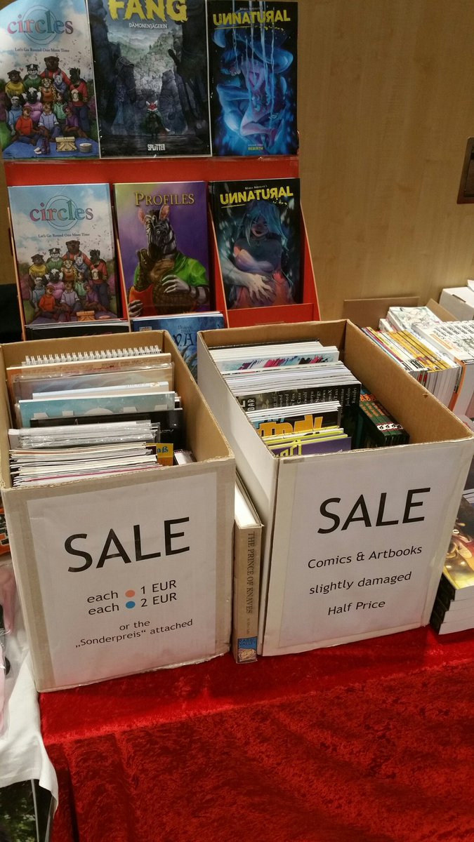 Fusselschwarm's tweet photo. Last day at #EF26 Dealers Den and as always it is #CharitySaturday for us: We will donate 10% of all sales today to the charity of @eurofurence!💸
Also we set up our infamous SALE boxes. Have a look and get a bargain!😎 https://t.co/9FZb8RW4aj