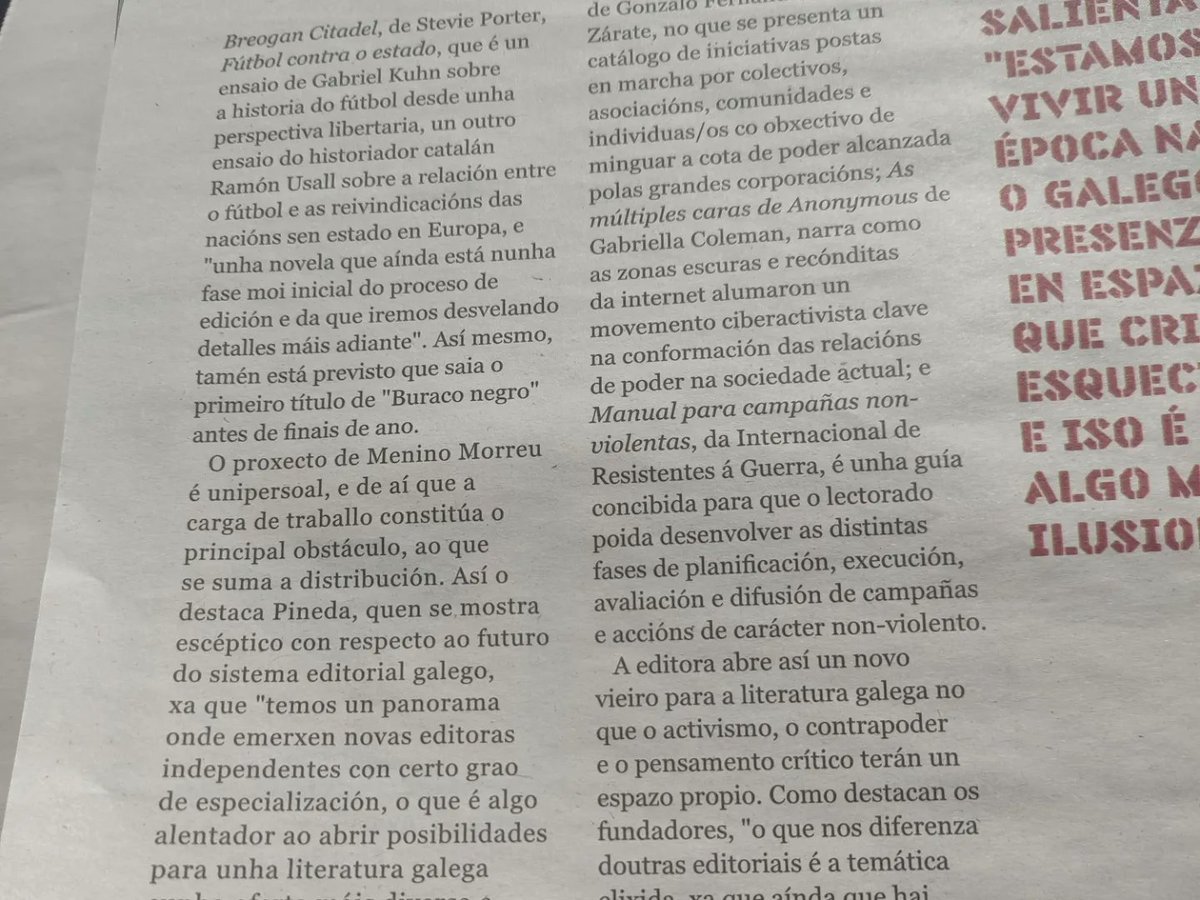 MeninoMorreu's tweet photo. Hoje aparecemos numha reportagem de @Lecturafilia para o suplemento Sermos Galiza do @NosDiario, junto as companheiras de @NesperaEditora @ECOARGLOBAL e @leochoaudio https://t.co/RHyEfcK1WN