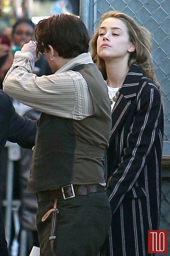 This man deserves so much more than being looked at like this, by a woman only interested in his money and her own goals of ruination. #AmberHeard #JohnnyDepp #news #houseinhabit #sexparties #AmberHeardIsFinished #narcissist #AbuseHasNoGender https://t.co/RJgQgvijsC