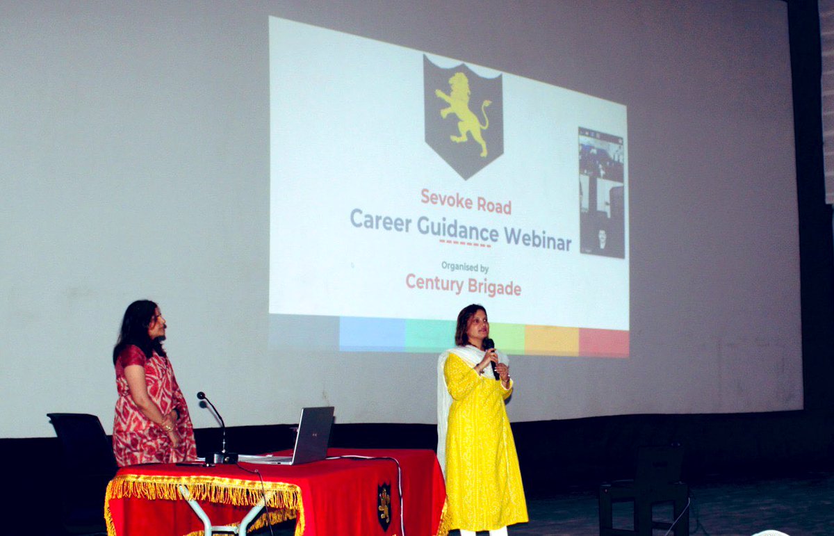trishakticorps's tweet photo. “Preparing the Young Generation for Future”

#SevokeRoadMilitaryStation #StrikingLionDivision #TrishaktiCorps 
Organised #CareerCounseling for the students of classes X-XII and their parents. Options for further studies and scholarships were discussed.

@adgpi
@easterncomd https://t.co/piStLi0FnL