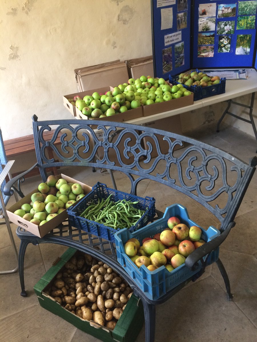 Organic fruit and vegetables now available at the Garden during the week (not at weekends).