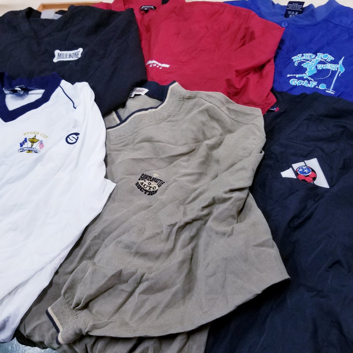 bb_vintage's tweet photo. 本日もありがとうございました🙇‍♂️
明日も一般開放日になります、新商品追加してお待ちしております💪

スウェットやナイロンも出してお待ちしております、また駐車場もありますのでお気軽にお尋ねください🙇‍♂️ https://t.co/2y7r811Wu2