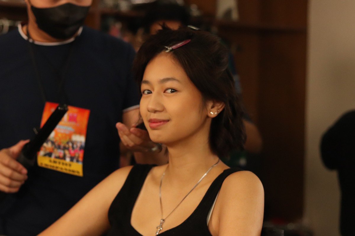 So pretty my love! 

#HIHFinaleConcert
#KaoriOinuma | Kaori Oinuma
<a href="/kaori_oinuma/">Kaori Oinuma</a>