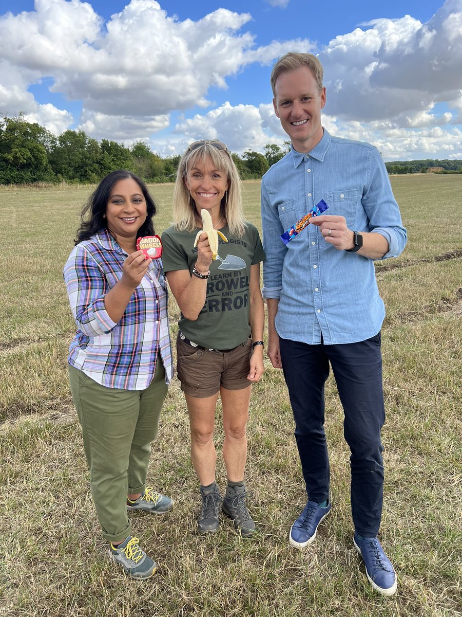 Dan Walker (@mrdanwalker) on Twitter photo Fantastic response to Dogging For Treasure last night and great figures!
Thanks for watching and for the feedback. We are filming again today - with a little less clapping - and celebrating with a snack of choice ๐
See you next Friday at 9
<a href="/michaelastracha/">Michaela Strachan</a> <a href="/Raksha_Digs/">Raksha Dave</a> <a href="/dfttc5/">Digging For Treasure</a> Fantastic response to Dogging For Treasure last night and great figures!
Thanks for watching and for the feedback. We are filming again today - with a little less clapping - and celebrating with a snack of choice ๐
See you next Friday at 9
<a href="/michaelastracha/">Michaela Strachan</a> <a href="/Raksha_Digs/">Raksha Dave</a> <a href="/dfttc5/">Digging For Treasure</a>