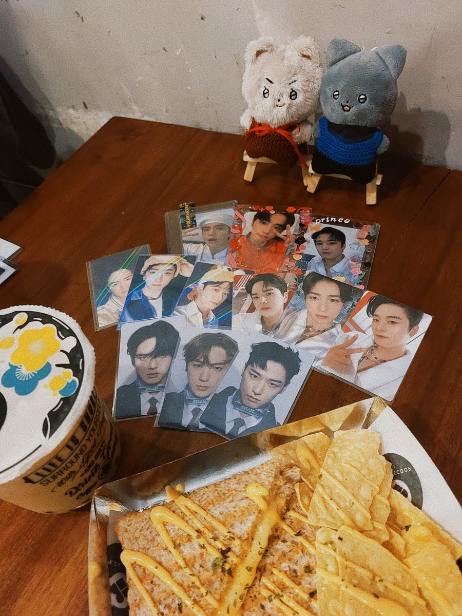 jumilled's tweet photo. baby jjuwangie and milkkomi are present for their dada hyunjae ๐ป and uncle younghoon ๐
#SONGDO_STATION https://t.co/S3TVUTHB9B