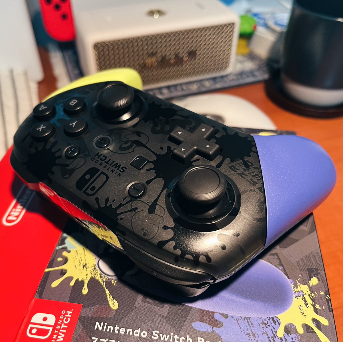seenheim03's tweet photo. Nintendo Switch Pro コントローラー / スプラトゥーン3 エディション☺️🎉
明天8.28就是 #splatoon3 的 #前夜祭 囉!
-
#nintendoswitchprocontroller #nintendo #nintendoswitch #任天堂 #任天堂switch🎮 #スプラトゥーン3 https://t.co/LLWGZDot2S