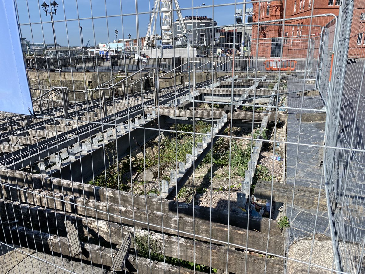 bobbykane's tweet photo. walk over Cardiff Bay most days and i am extremely upset and annoyed that this is what I and others see, who is responsible for sorting this eyesore out? @cardiffcouncil @SeneddWales https://t.co/1kP3EwAEFJ