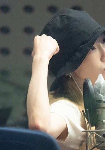 TaeyeonsArms's tweet photo. https://t.co/2bAQCHDjvq