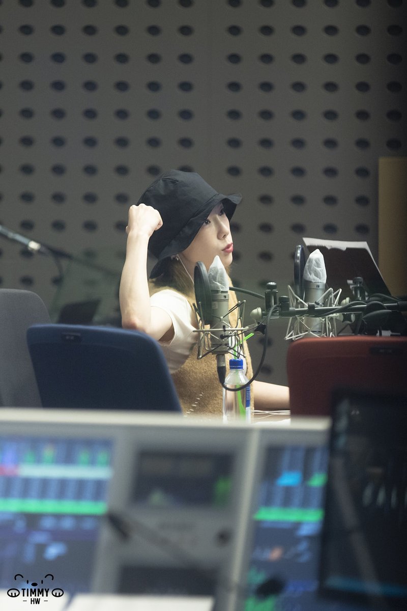 TaeyeonsArms's tweet photo. https://t.co/2bAQCHDjvq
