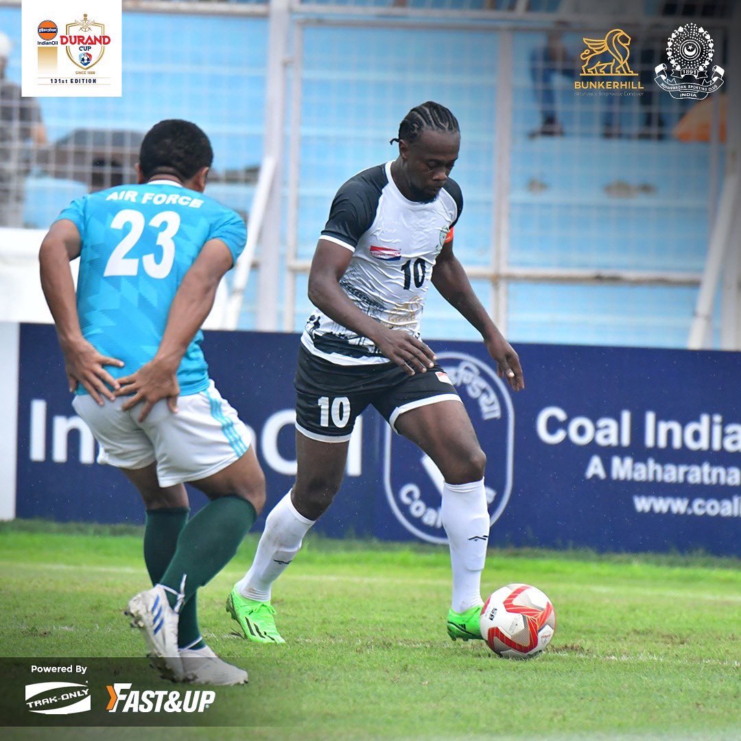 MohammedanSC's tweet photo. 🖼Moments from the first half💪🏻⚫️⚪️

#JaanJaanMohammedan 🏴🏳️
#BlackAndWhiteBrigade🫡
#IndianOilDurandCup🏆
#IndianFootball🇮🇳⚽️
#MDSIAF⚔️ https://t.co/Ytrk6uEEXM