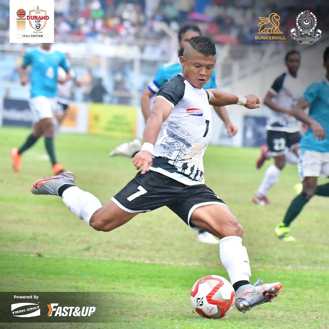 MohammedanSC's tweet photo. 🖼Moments from the first half💪🏻⚫️⚪️

#JaanJaanMohammedan 🏴🏳️
#BlackAndWhiteBrigade🫡
#IndianOilDurandCup🏆
#IndianFootball🇮🇳⚽️
#MDSIAF⚔️ https://t.co/Ytrk6uEEXM